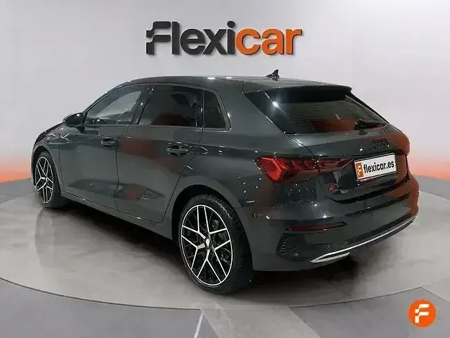 Usado Audi A3 150 CV (110 kW) 2022 Gris Berlina