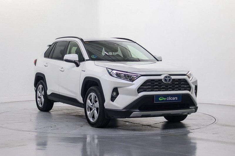Usado Toyota RAV4 Hybrid Advance 218 CV (160 kW) 2021 Blanco SUV
