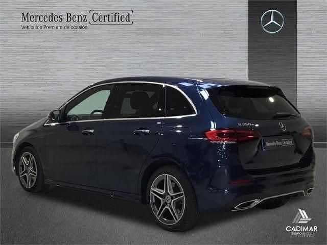Usado Mercedes B250e AMG line 218 CV (160 kW) 2021 Azul denim Monovolumen