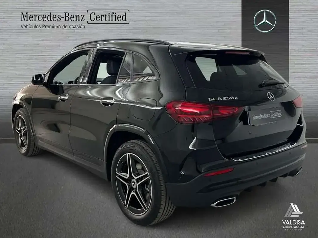 Usado Mercedes GLA250 218 CV (160 kW) 2026 SUV