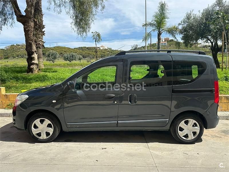Usado Dacia Dokker Ambiance 100 CV (73 kW) 2015 Azul Monovolumen