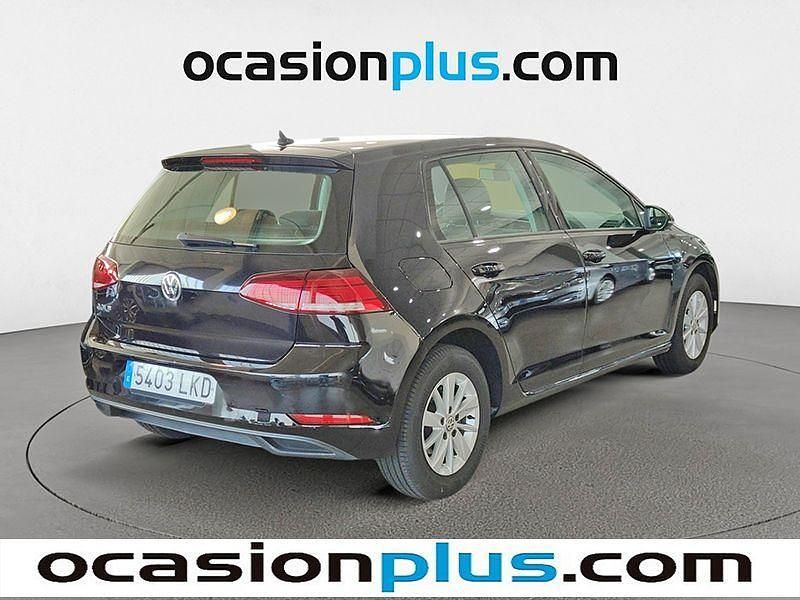 Usado VW Golf VII Business 116 CV (85 kW) 2020 Negro Utilitario