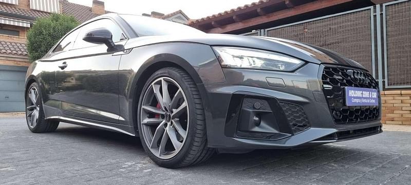 Usado Audi A5 Ambiente 204 CV (150 kW) 2021 Gris Coupe