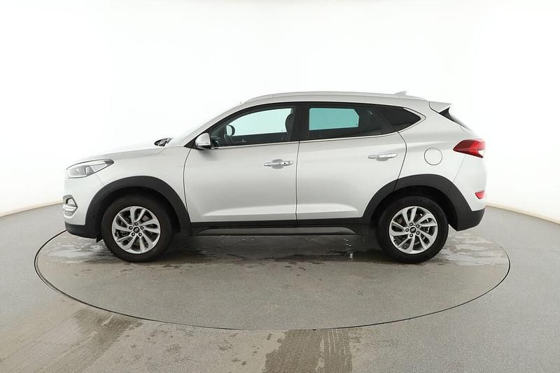Usado Hyundai Tucson 115 CV (84 kW) 2015 Gris SUV
