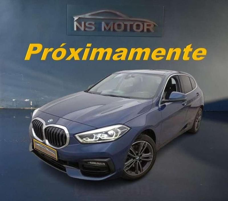 Azul Usado 2021 BMW 118 Sport Line Utilitario | 20.900 € (Precio justo) - Imagen 1/4