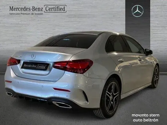 Nuevo Mercedes A180 Advanced 116 CV (85 kW) 2025 Plateado Berlina