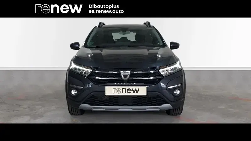 Usado Dacia Sandero Comfort 91 CV (66 kW) 2022 Gris Berlina
