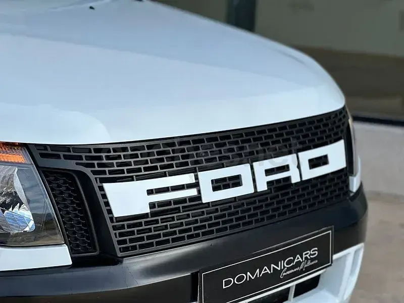 Usado Ford Ranger Wildtrack 200 CV (147 kW) 2015 Blanco Pickup/Camioneta