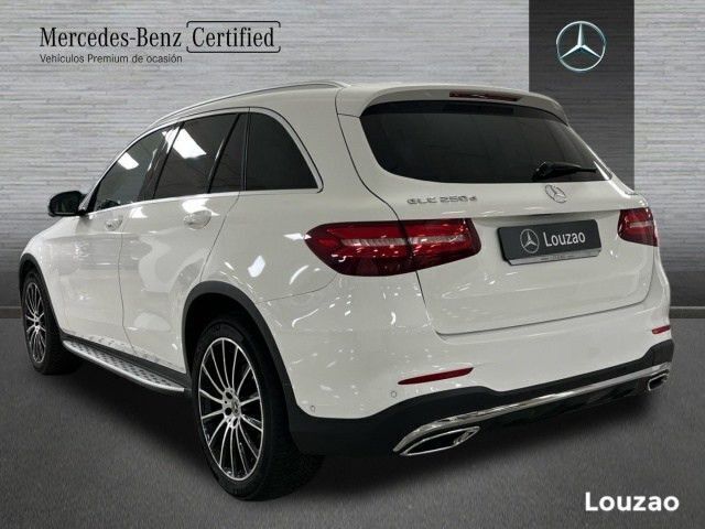 Usado Mercedes GLC250 AMG line 204 CV (150 kW) 2018 Blanco polar