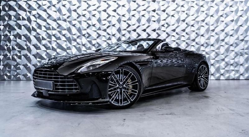Negro Nuevo 2025 Aston Martin DB12 Coupe | 235.000 € - Imagen 1/4