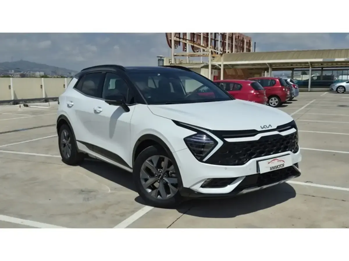 Usado Kia Sportage GT-Line 230 CV (169 kW) 2022 Blanco SUV