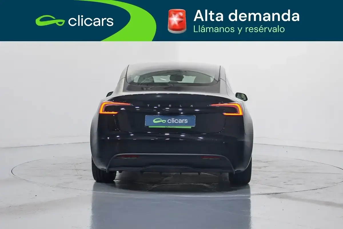 Usado Tesla Model 3 Standard Range 235 kW (320 CV) 2025 Negro Berlina
