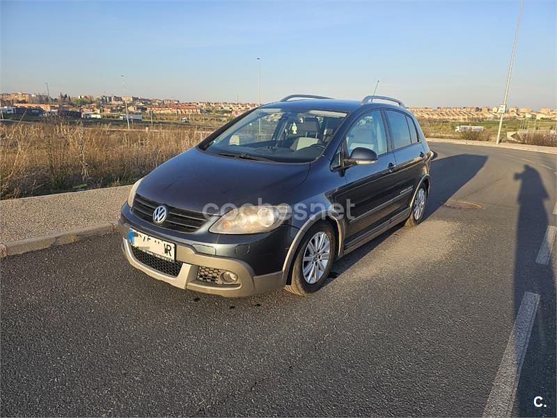 Usado VW Golf Plus Cross 140 CV (102 kW) 2008 Azul Monovolumen
