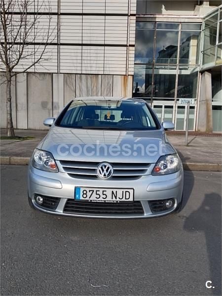 Usado VW Golf Plus Cross 105 CV (77 kW) 2006 Gris / plata Monovolumen