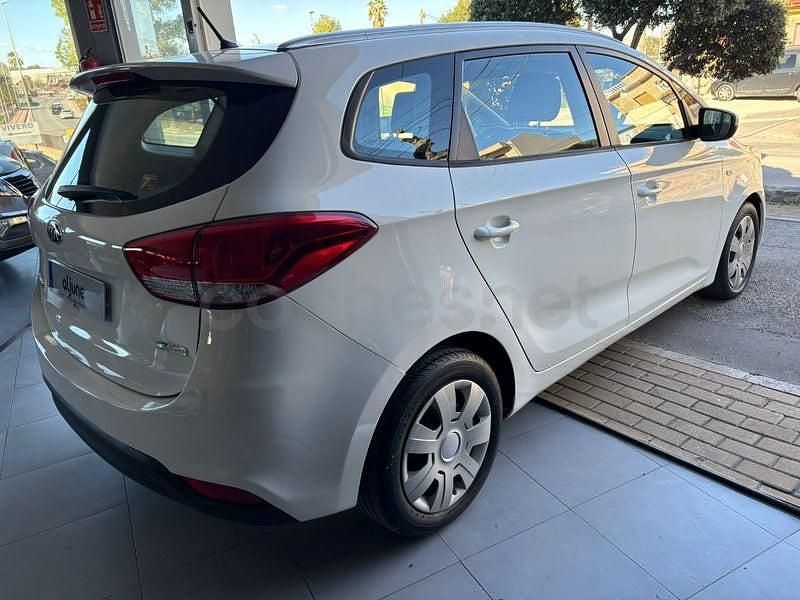 Usado Kia Carens 115 CV (84 kW) 2015 Blanco Monovolumen
