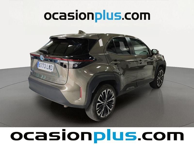 Usado Toyota Yaris Cross Style 116 CV (85 kW) 2022 Gris SUV