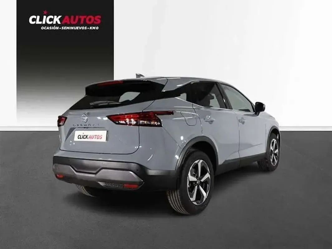 Usado Nissan Qashqai N-Connecta 140 CV (102 kW) 2023 Gris SUV