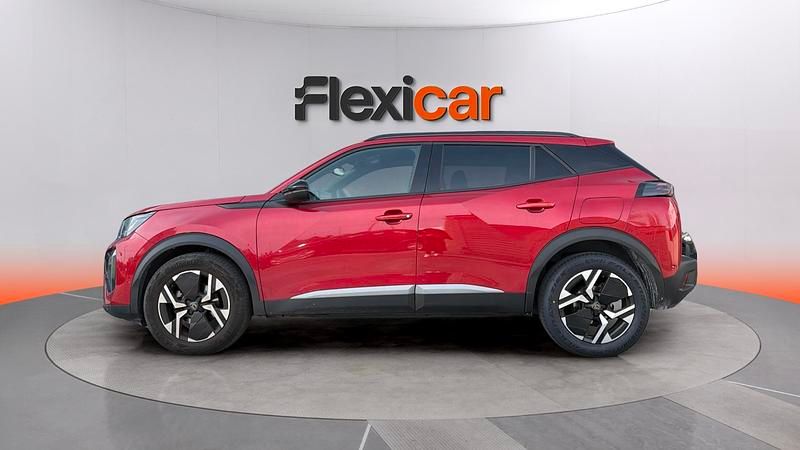 Usado Peugeot 2008 Active 101 CV (74 kW) 2023 Rojo SUV