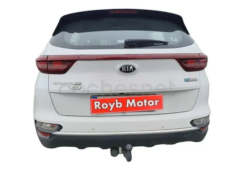 Usado Kia Sportage 136 CV (100 kW) 2021 Blanco SUV