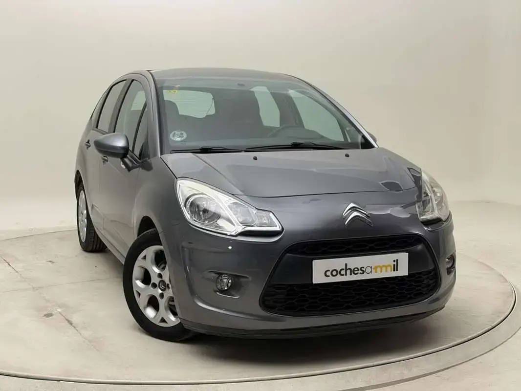 Usado Citroën C3 Exclusive 90 CV (66 kW) 2010 Gris Utilitario