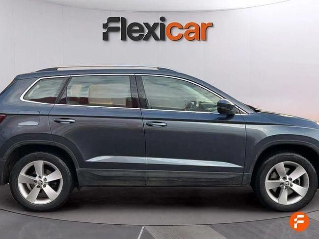 Usado Skoda Karoq Ambition 150 CV (110 kW) 2022 Gris SUV