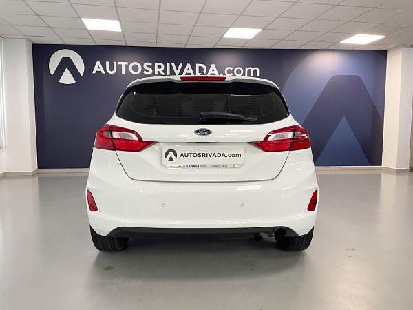 Usado Ford Fiesta Trend 85 CV (62 kW) 2019 Blanco (sólido) Utilitario