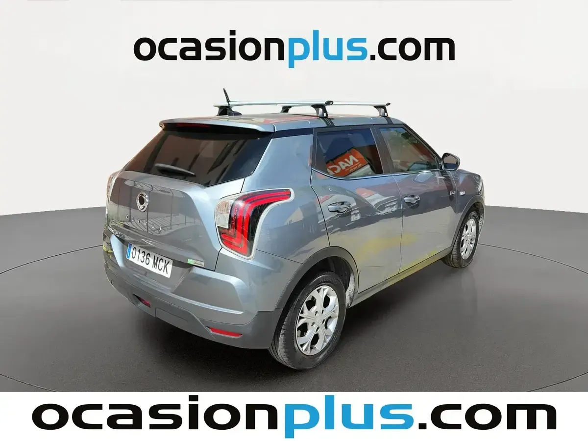 Usado SsangYong Tivoli 128 CV (94 kW) 2022 Gris SUV