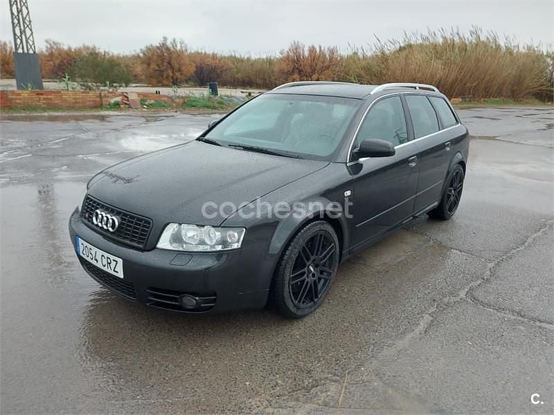 Negro Usado 2004 Audi S4 Familiar | 8000 € - Imagen 1/4
