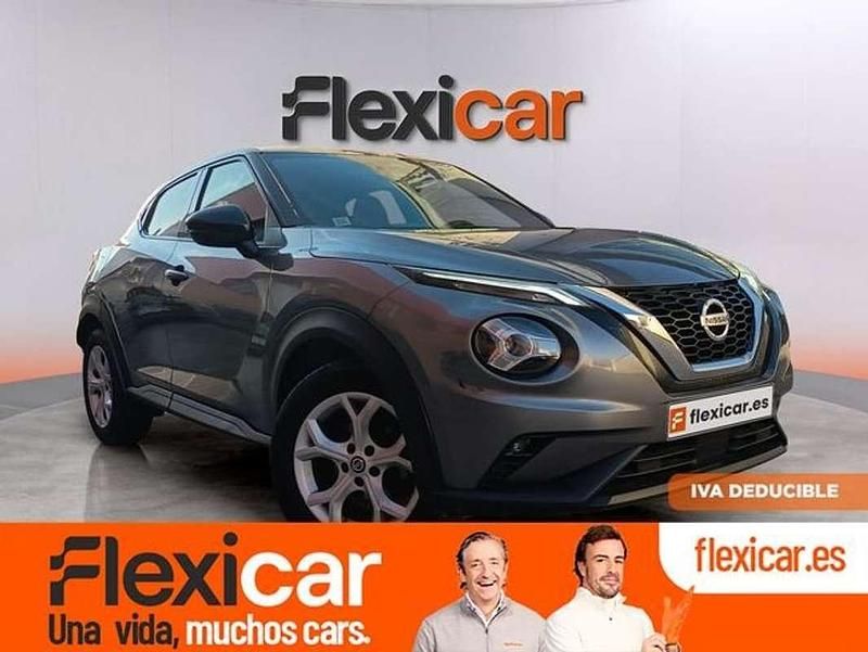 Usado Nissan Juke N-Connecta 114 CV (83 kW) 2022 Gris SUV