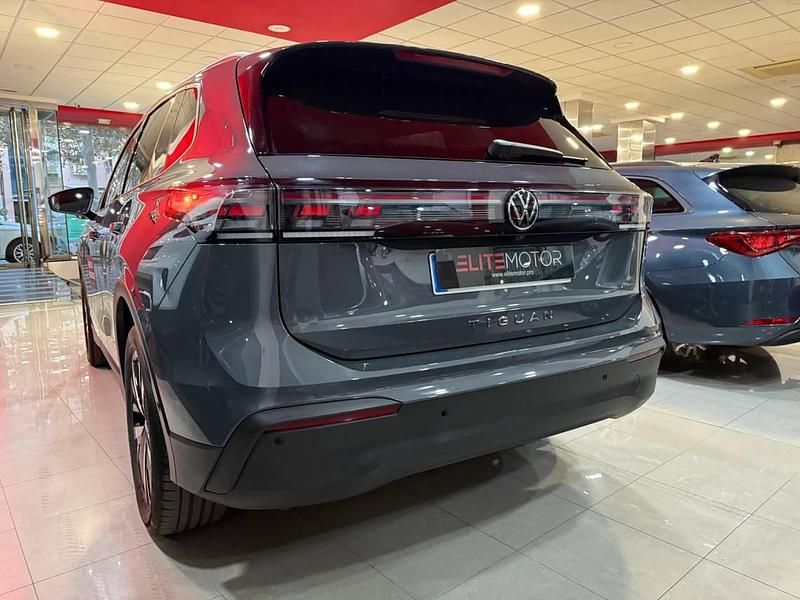 Usado VW Tiguan 150 CV (110 kW) 2025 Gris SUV