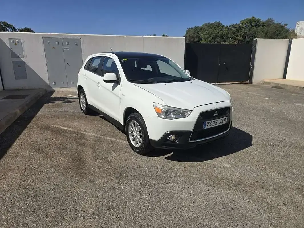Usado Mitsubishi ASX Motion 116 CV (85 kW) 2016 Blanco SUV