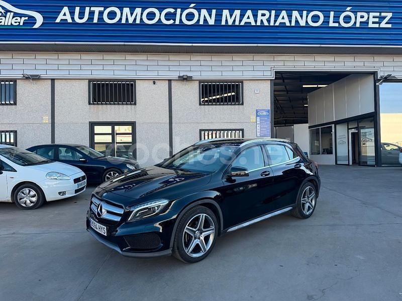 Negro Usado 2014 Mercedes GLA200 AMG line SUV | 17.999 € (Precio justo) - Imagen 1/4