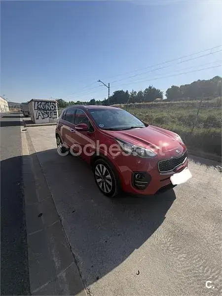 Usado Kia Sportage 115 CV (84 kW) 2018 Rojo SUV