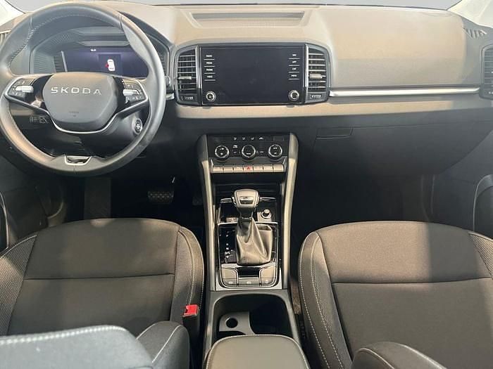 Usado Skoda Karoq Selection 150 CV (110 kW) 2025 Negro SUV