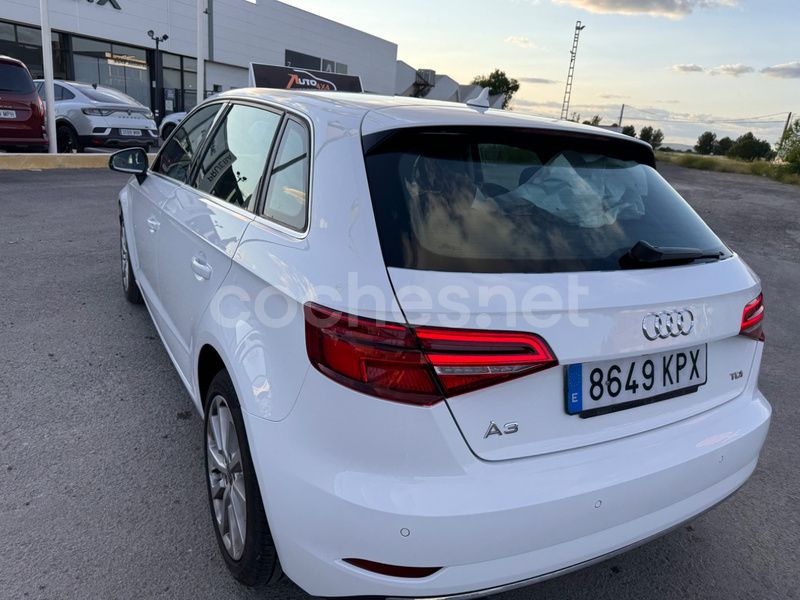 Usado Audi A3 116 CV (85 kW) 2018 Blanco Berlina