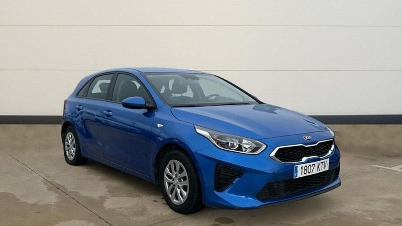 Azul Usado 2019 Kia Ceed Utilitario | 13.500 € (Precio justo) - Imagen 1/4
