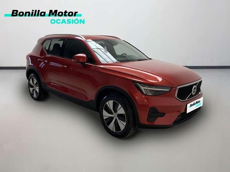 Usado Volvo XC40 Core 129 CV (94 kW) 2023 Rojo SUV