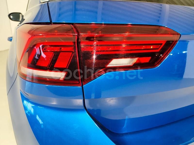 Usado VW T-Roc Life 150 CV (110 kW) 2024 Azul SUV