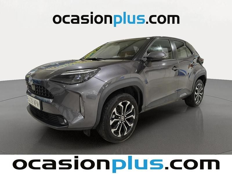 Gris Usado 2024 Toyota Yaris Cross Active SUV | 21.773 € (Buen precio) - Imagen 1/4