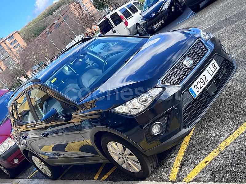 Usado Seat Arona Ecomotive 95 CV (69 kW) 2020 Negro SUV
