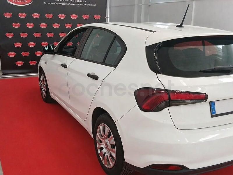 Usado Fiat Tipo Lounge 95 CV (69 kW) 2018 Blanco Berlina