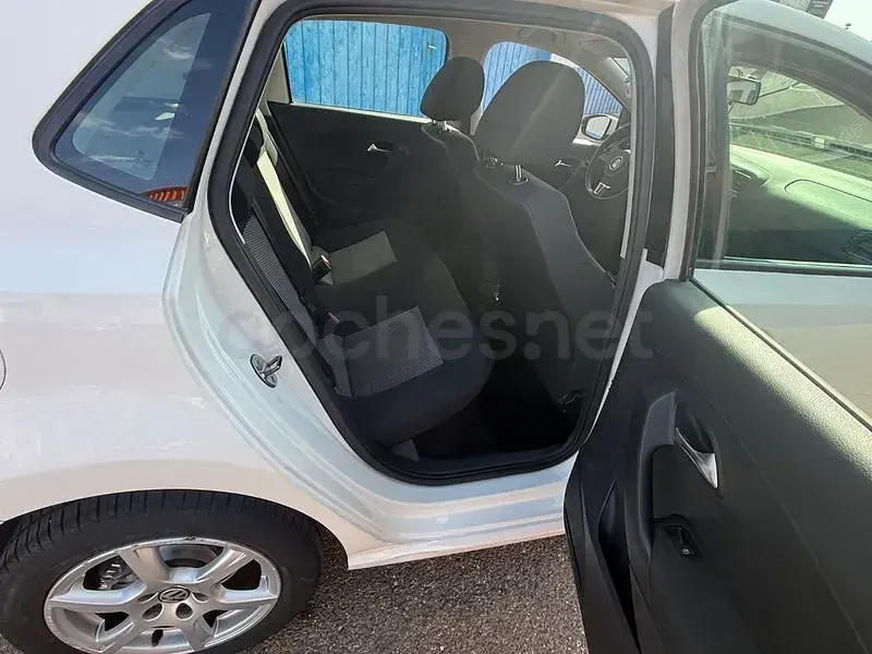 Usado VW Polo Advance 90 CV (66 kW) 2011 Blanco Utilitario