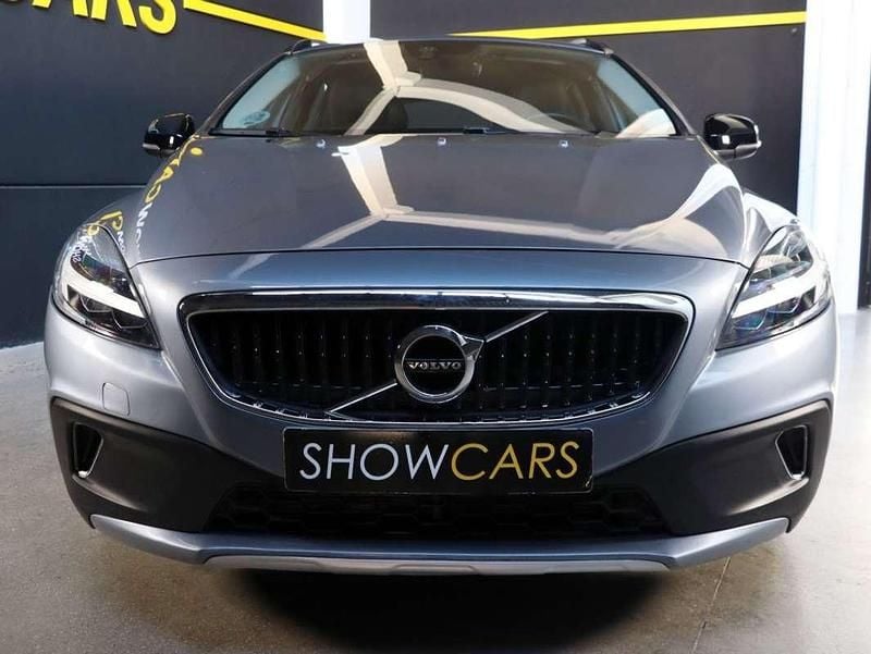 Usado Volvo V40 120 CV (88 kW) 2019 Azul SUV
