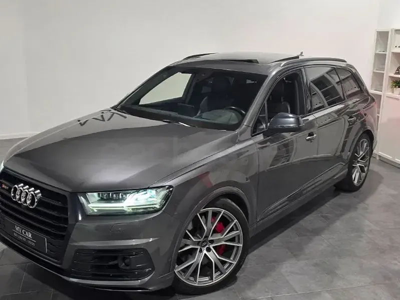 Usado Audi SQ7 Ambiente 435 CV (319 kW) 2018 Gris / plata SUV