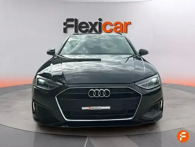 Usado Audi A4 Advanced Plus 163 CV (119 kW) 2023 Gris Familiar
