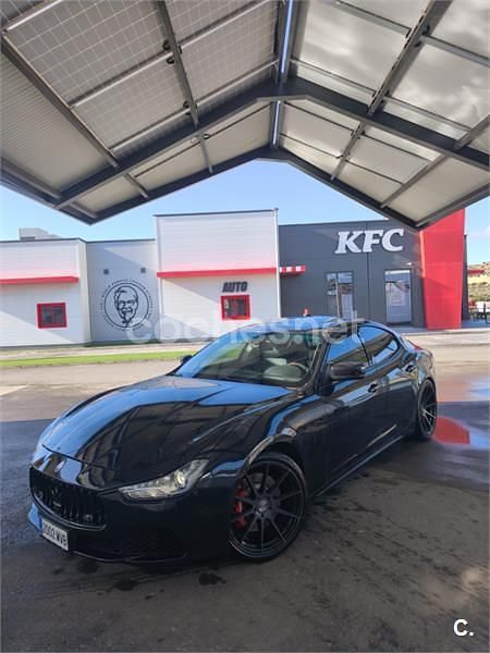 Negro Usado 2014 Maserati Ghibli Berlina | 40.000 € - Imagen 1/4