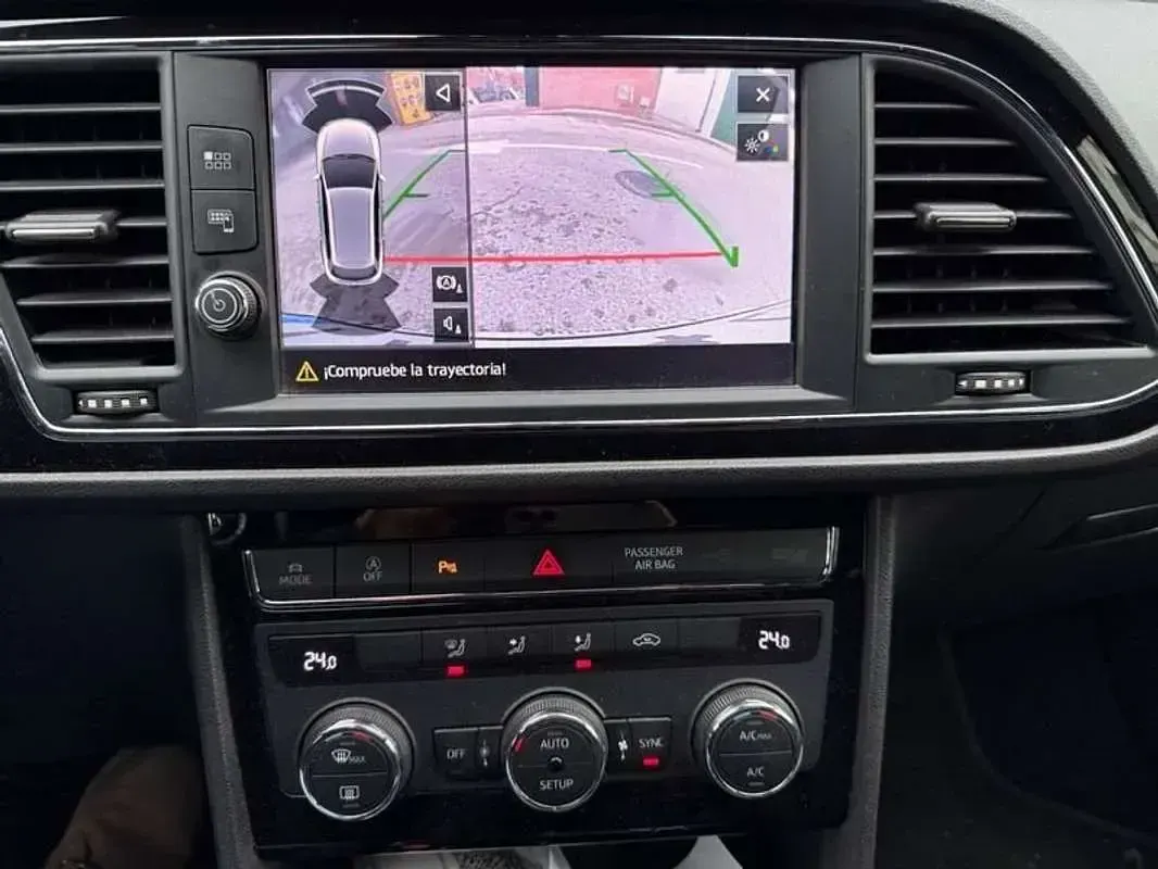 Usado Seat Leon FR 150 CV (110 kW) 2020 Gris Utilitario