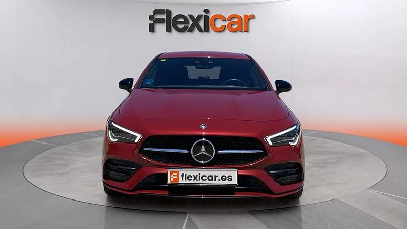 Usado Mercedes CLA250e Shooting Brake 218 CV (160 kW) 2020 Rojo Familiar