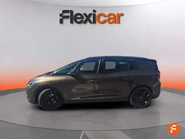 Usado Renault Scénic IV Black Edition 160 CV (117 kW) 2020 Marrón Monovolumen