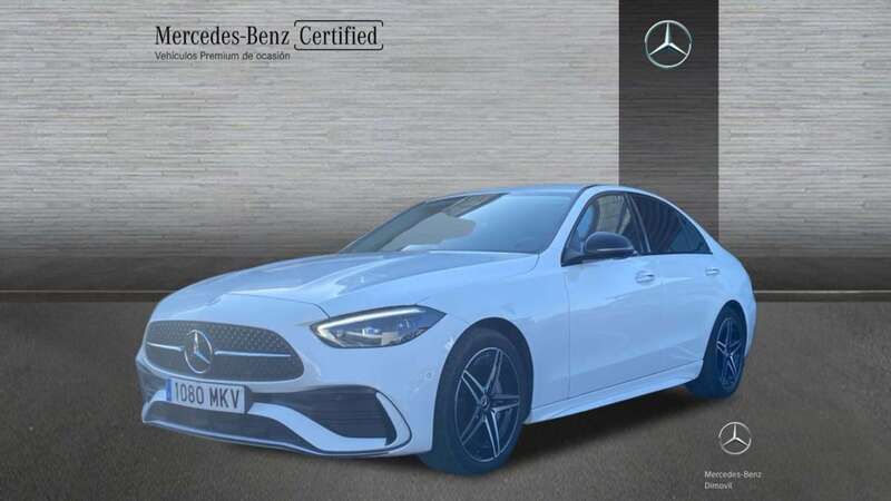 Blanco polar Usado 2023 Mercedes C220 AMG line Berlina | 43.900 € (Precio justo) - Imagen 1/4